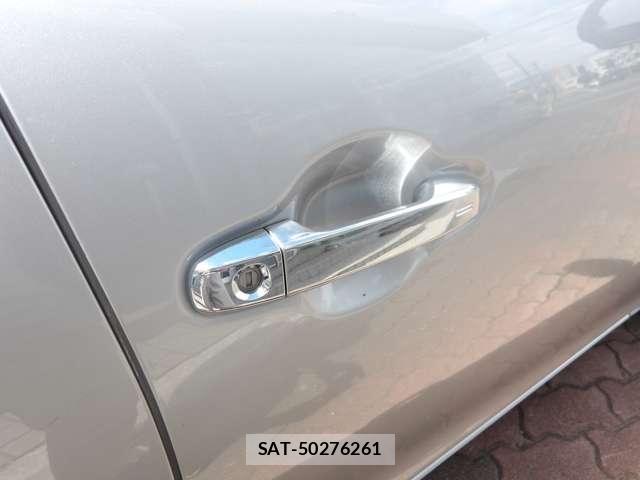 Toyota AQUA 2020-04 8206260-23