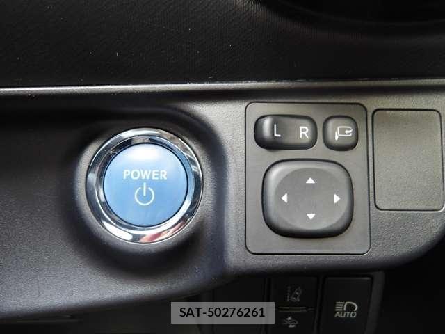 Toyota AQUA 2020-04 8206260-7