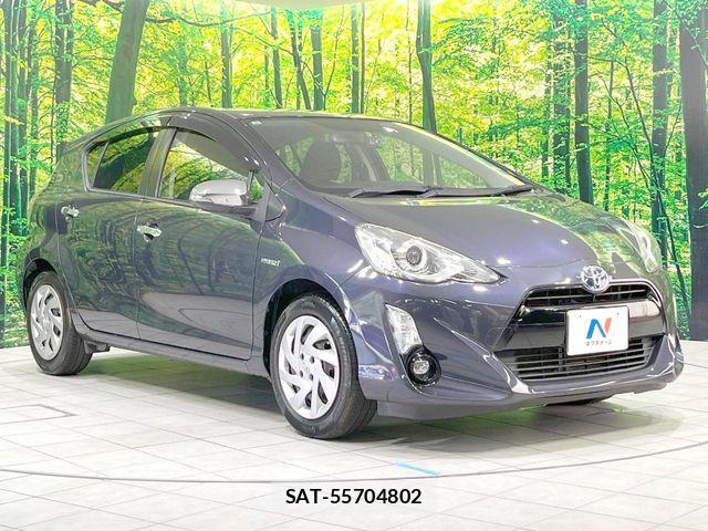 Toyota AQUA 2015-10 8206281-15