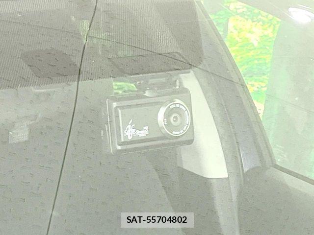 Toyota AQUA 2015-10 8206281-4