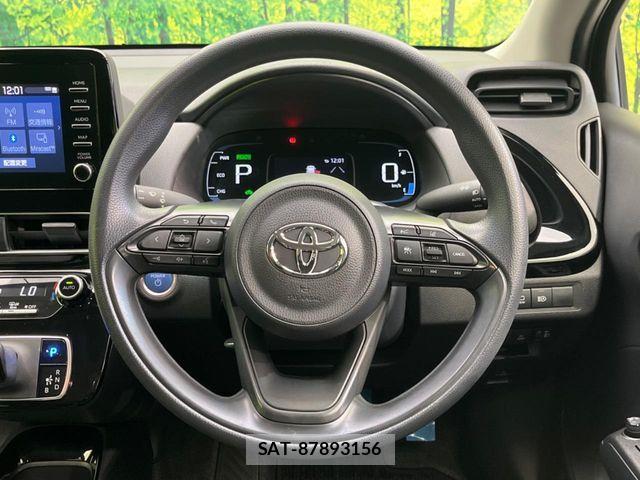 Toyota AQUA 2021-11 8206254-10