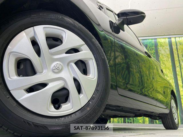 Toyota AQUA 2021-11 8206254-12