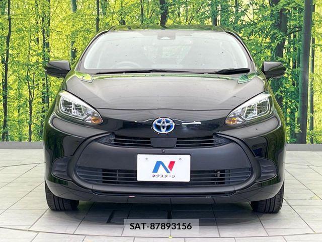 Toyota AQUA 2021-11 8206254-13