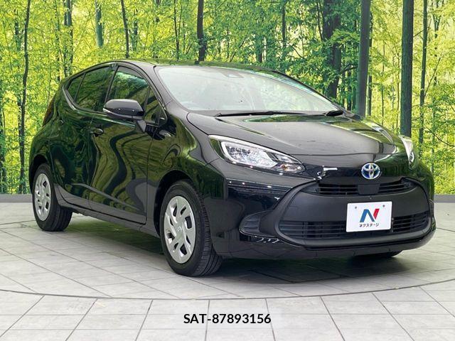 Toyota AQUA 2021-11 8206254-15