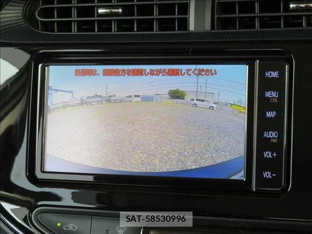 Toyota AQUA 2019-02 8206258-5