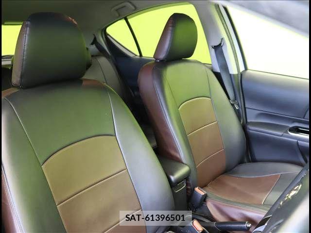 Toyota AQUA 2017-09 8206261-19