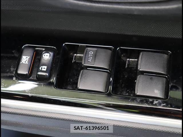 Toyota AQUA 2017-09 8206261-20