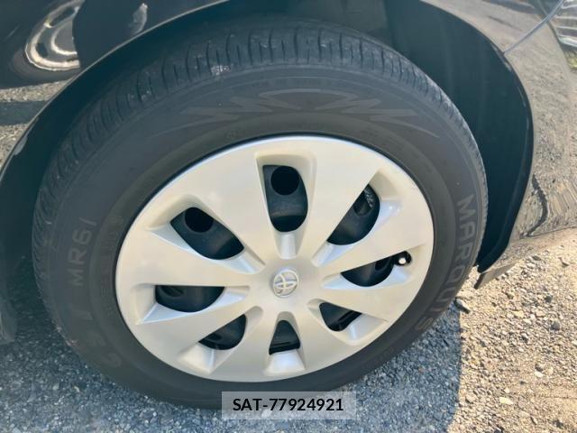 Toyota AQUA 2014-04 8228891-4