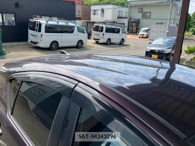 Toyota AQUA 2016-05 8228889-4