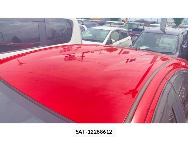Toyota AQUA 2013-01 8228885-23