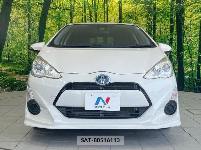 Toyota AQUA 2017-05 8228862-13