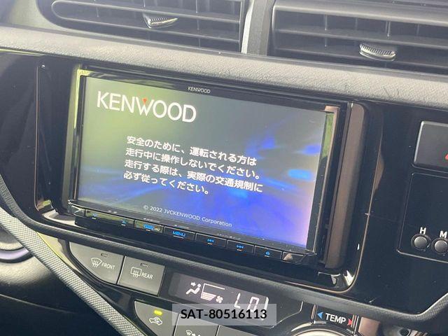 Toyota AQUA 2017-05 8228862-2