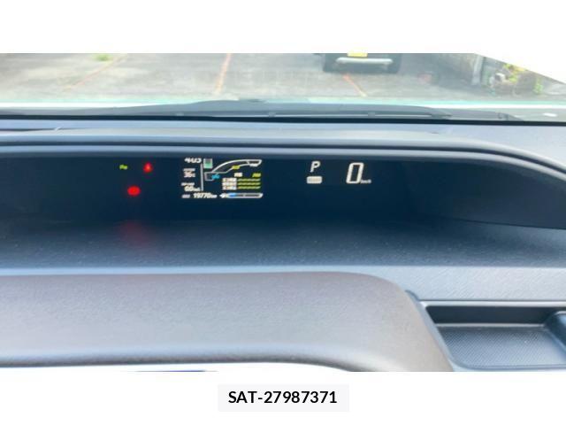 Toyota AQUA 2018-11 8228851-14