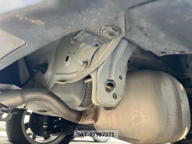 Toyota AQUA 2018-11 8228851-4