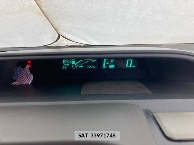 Toyota AQUA 2012-08 8228872-17
