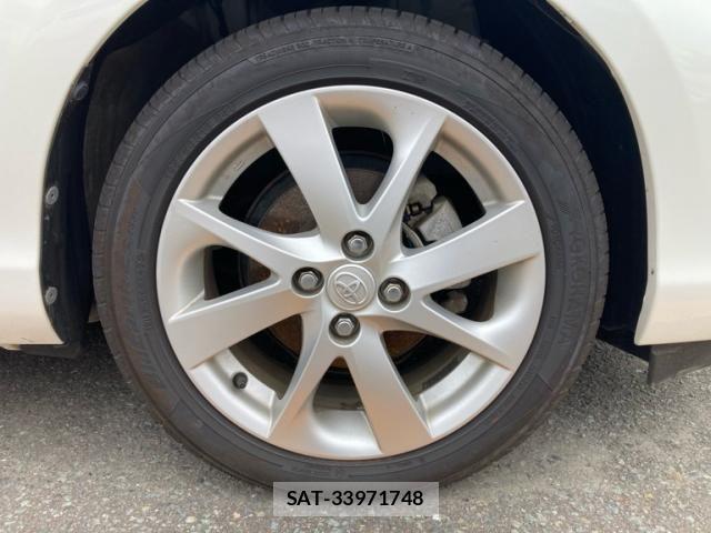 Toyota AQUA 2012-08 8228872-4