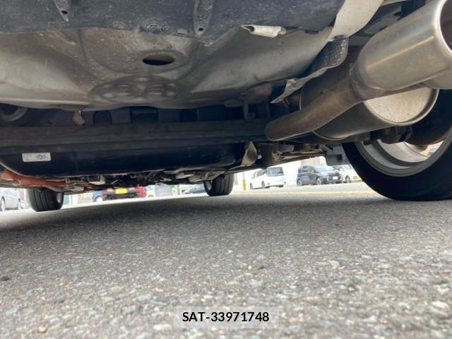 Toyota AQUA 2012-08 8228872-7