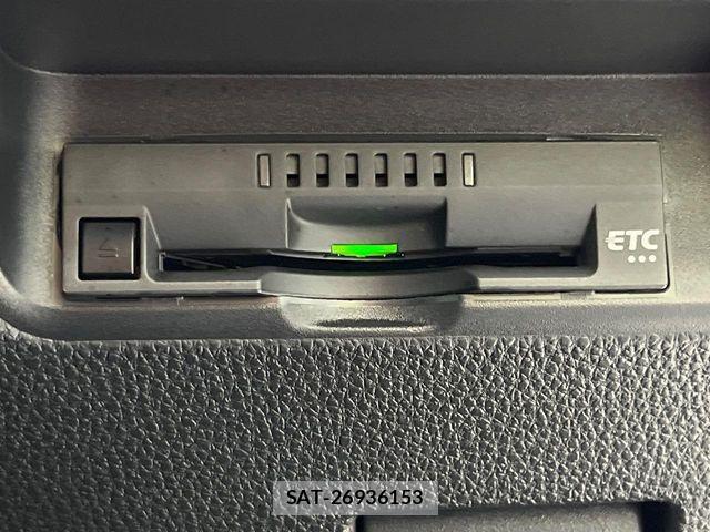 Toyota AQUA 2024-11 8228849-5