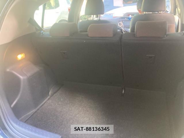 Toyota AQUA 2013-12 8228880-13
