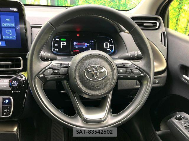 Toyota AQUA 2022-10 8228848-10