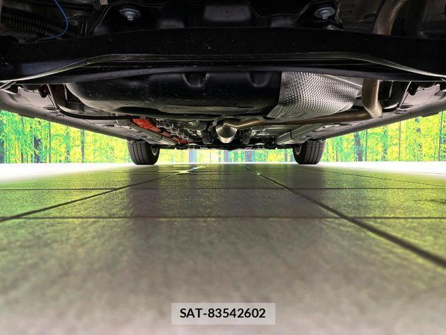 Toyota AQUA 2022-10 8228848-18