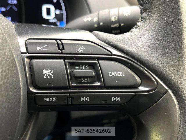 Toyota AQUA 2022-10 8228848-5