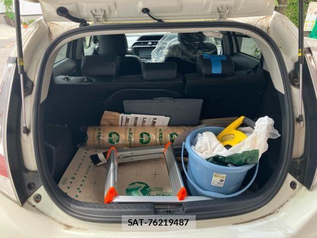 Toyota AQUA 2015-09 8228864-10