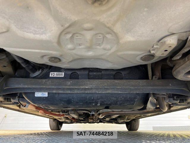 Toyota AQUA 2012-04 8228871-18