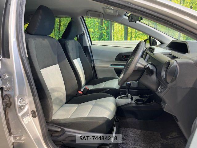 Toyota AQUA 2012-04 8228871-7