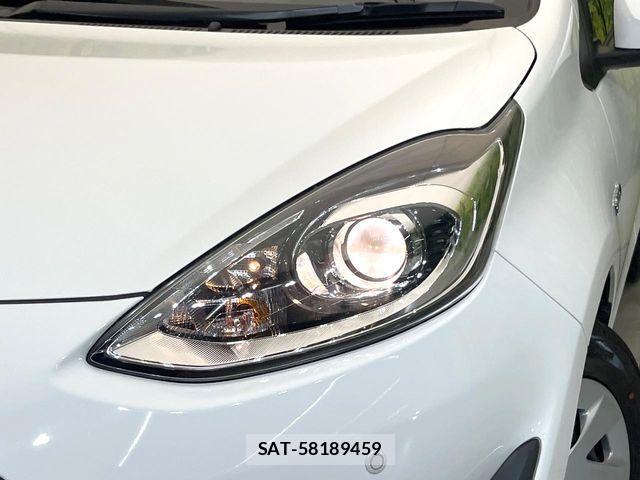 Toyota AQUA 2019-03 8228852-11