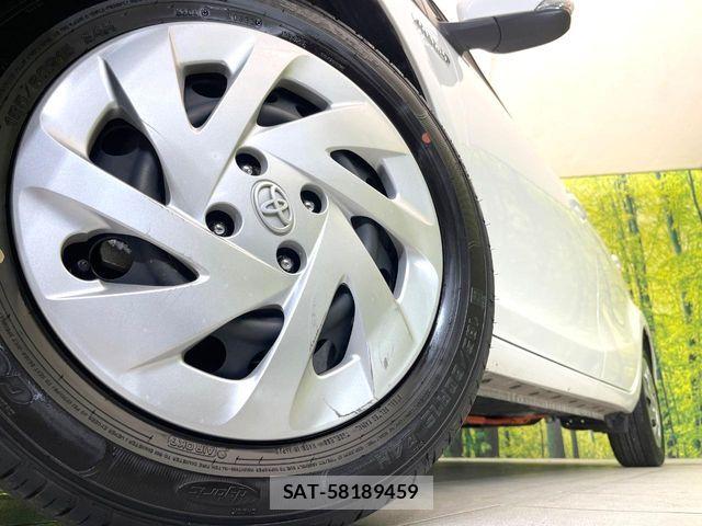 Toyota AQUA 2019-03 8228852-12