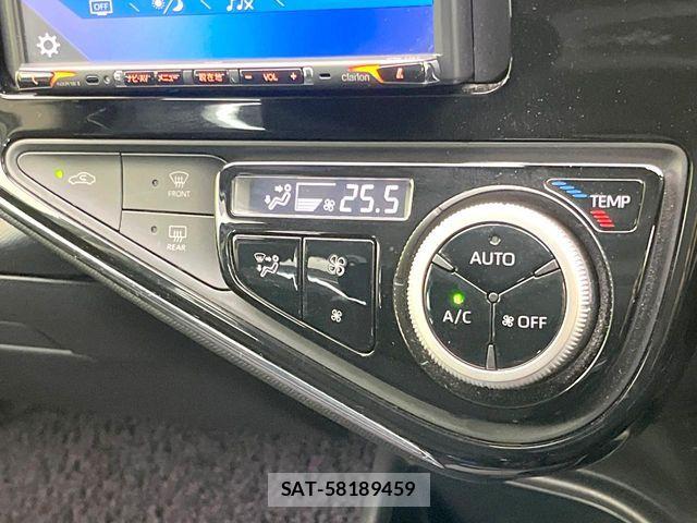 Toyota AQUA 2019-03 8228852-6