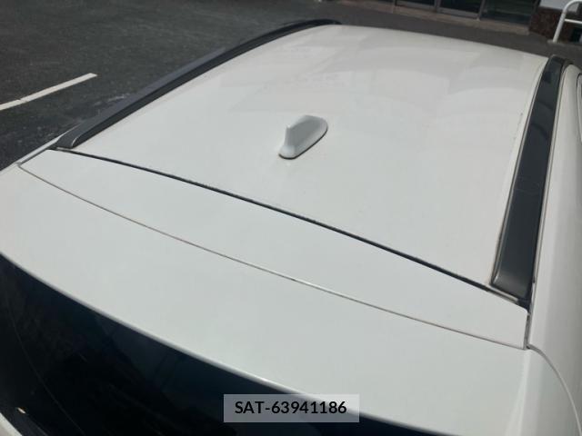 Toyota AQUA 2015-04 8228868-9