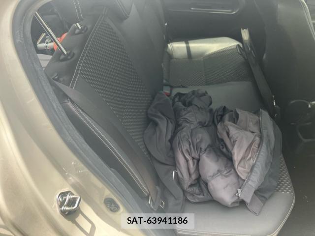 Toyota AQUA 2015-04 8228868-13