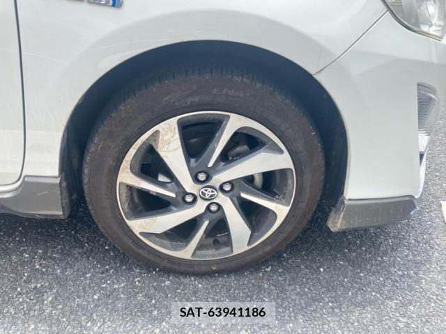 Toyota AQUA 2015-04 8228868-4