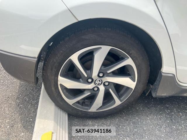 Toyota AQUA 2015-04 8228868-5