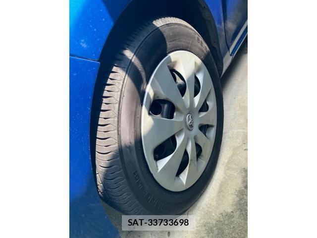 Toyota AQUA 2013-08 8228881-9