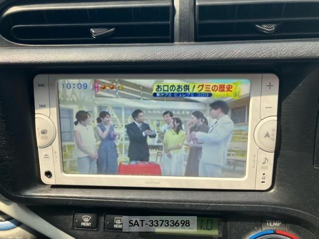 Toyota AQUA 2013-08 8228881-18