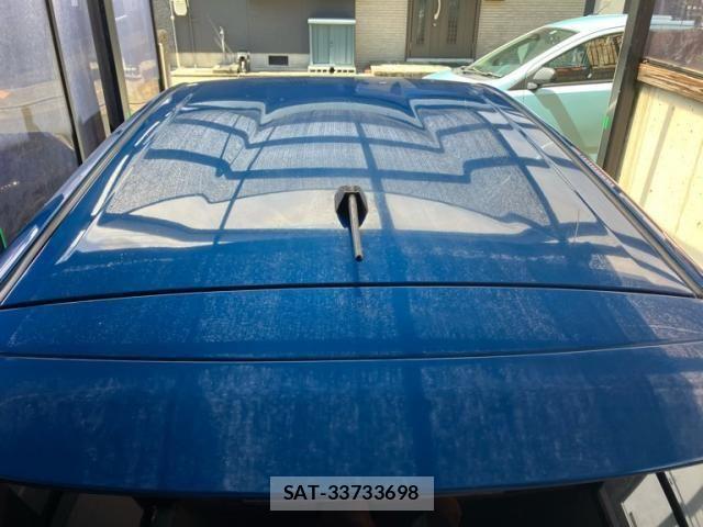 Toyota AQUA 2013-08 8228881-3