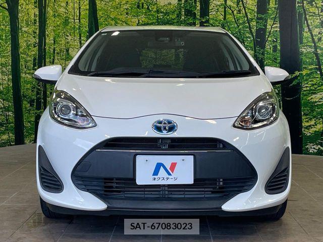 Toyota AQUA 2018-09 8228854-13
