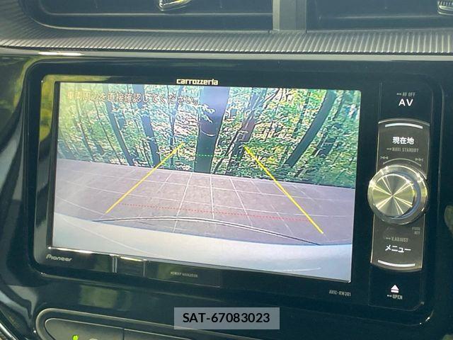 Toyota AQUA 2018-09 8228854-4