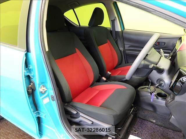 Toyota AQUA 2019-02 8228861-17