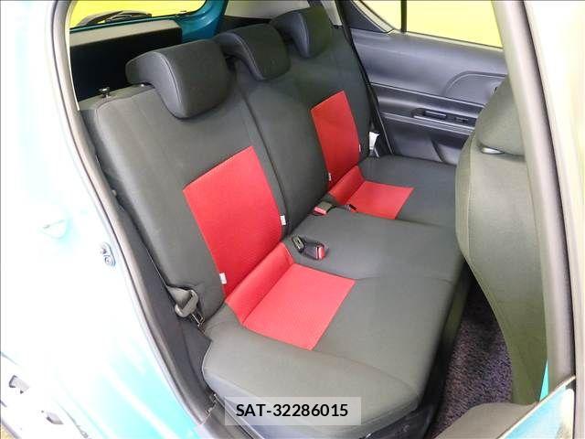Toyota AQUA 2019-02 8228861-22