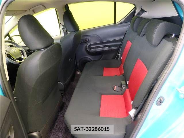 Toyota AQUA 2019-02 8228861-26