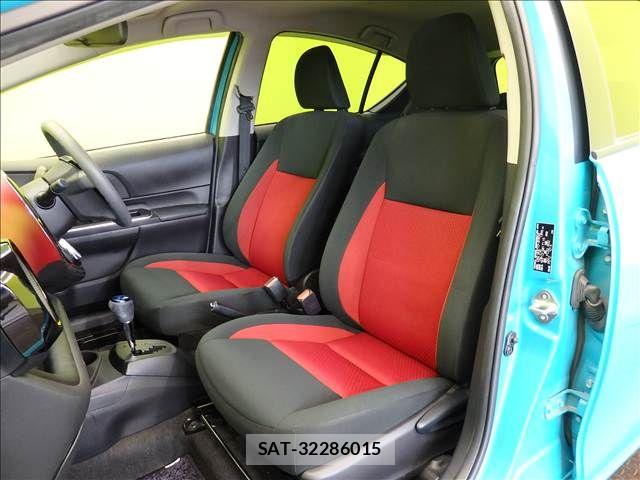 Toyota AQUA 2019-02 8228861-27