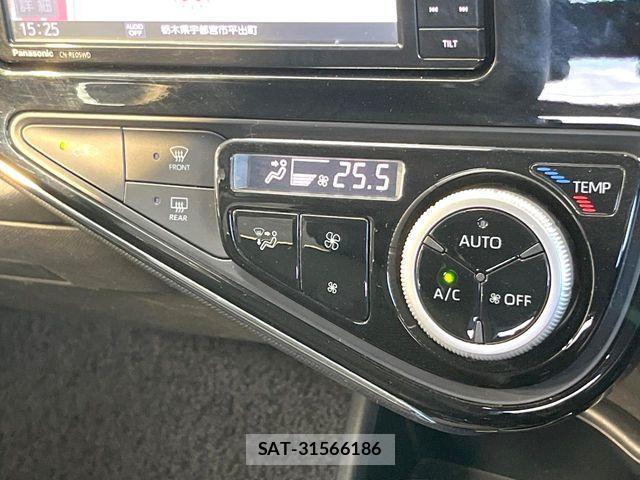 Toyota AQUA 2018-12 8228853-5
