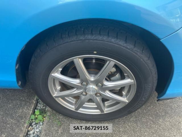 Toyota AQUA 2012-11 8228883-7