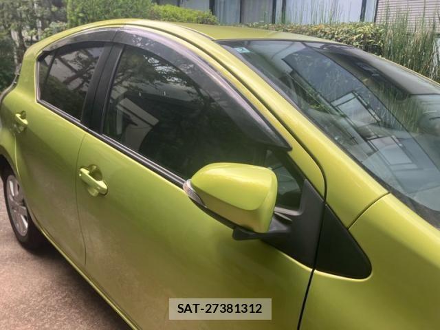 Toyota AQUA 2017-02 8228866-7
