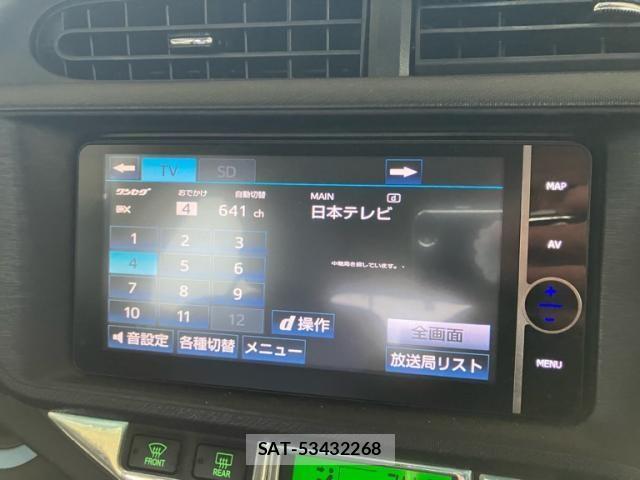Toyota AQUA 2013-10 8244613-18