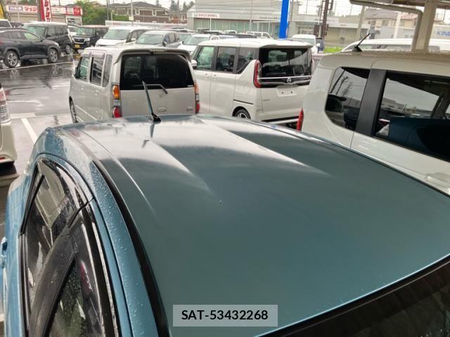Toyota AQUA 2013-10 8244613-2